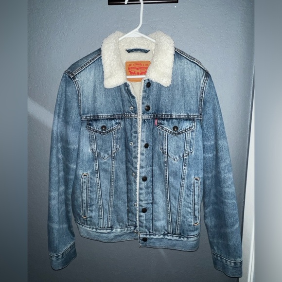 LEVI’S SHERPA TRUCKER JACKET - Picture 1 of 3